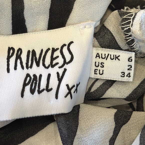 Princess Polly Women’s Zebra Print Button-Up Shirt Size 2 - Picture 6 of 7